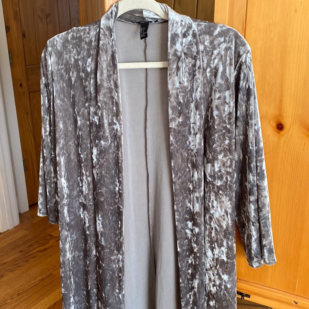 Forever 21 crushed velvet Robe